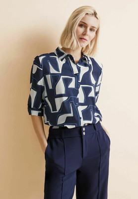 Leriya Fashion Women Printed Casual Dark Blue Shirt