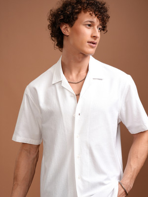 HIGHLANDER Men Solid Casual White Shirt