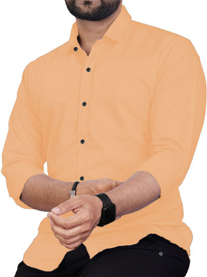 Vida Loca Men Solid Casual Orange Shirt