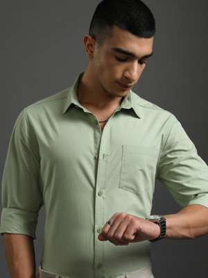 HIGHLANDER Men Solid Casual Green Shirt