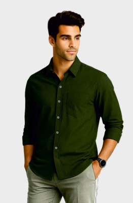 uth republic Men Solid Casual Green Shirt