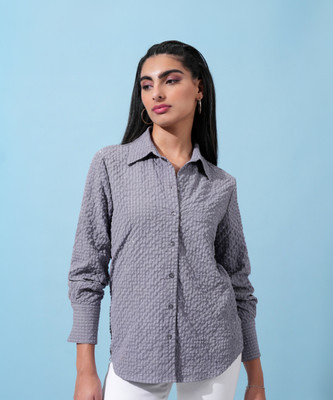 Tokyo Talkies Women Solid Casual Grey Shirt
