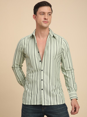 Voroxy Men Striped Casual Light Green Shirt