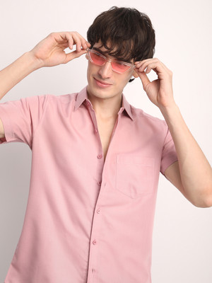 Voroxy Men Solid Casual Pink Shirt