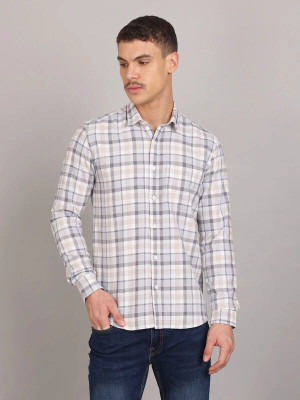 Nanzi Men Checkered Casual Multicolor Shirt