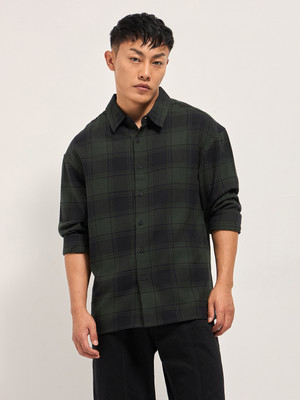 THE BEAR HOUSE Men Checkered Casual Dark Green Shirt