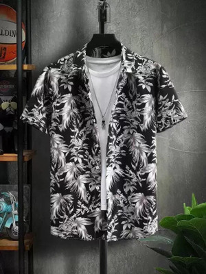 OCtaviAN Men Printed Casual White, Green Shirt