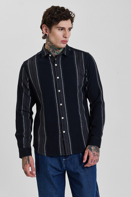 Snitch Men Striped Casual Black Shirt