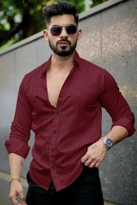 Voroxy Men Checkered Casual Maroon Shirt