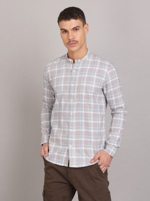 Nanzi Men Checkered Casual Grey Shirt