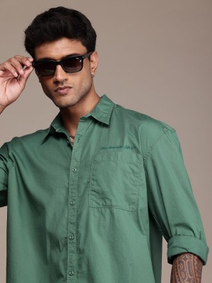 Roadster Men Solid Casual Green Shirt