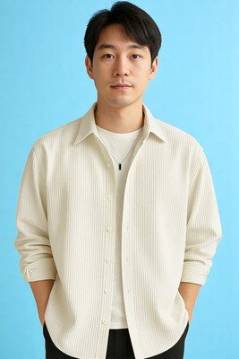 LAXMI TRENDING Men Solid Casual White Shirt