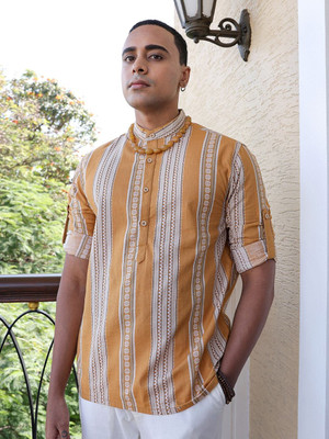 The Indian Garage Co. Men Printed Beach Wear Yellow Shirt
