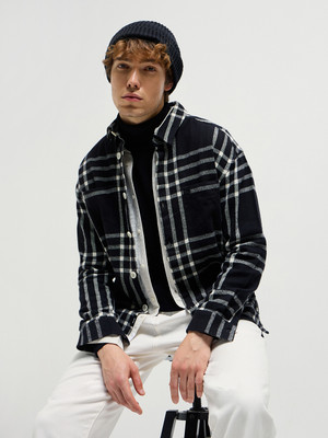 THE BEAR HOUSE Men Checkered Casual Black Shirt