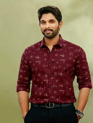 SHUBHFLAX Men Printed Casual Maroon Shirt