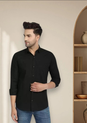 UWR Men Solid Casual Black Shirt
