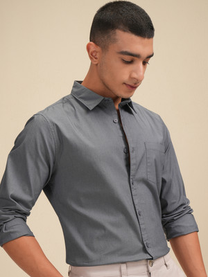 HIGHLANDER Men Solid Casual Grey Shirt