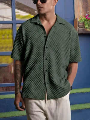 Tyzlo Men Solid Casual Green Shirt