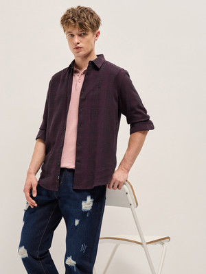 THE BEAR HOUSE Men Self Design Casual Maroon Shirt