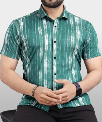 VeBNoR Men Printed Casual Green Shirt