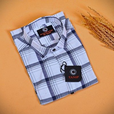 Tanip Men Checkered Casual White, Green, Dark Blue Shirt