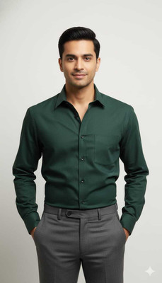 Fab Finner Men Solid Casual Green Shirt