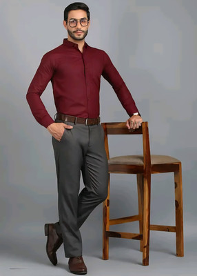 JILANI TRADERS Men Solid Formal Maroon Shirt