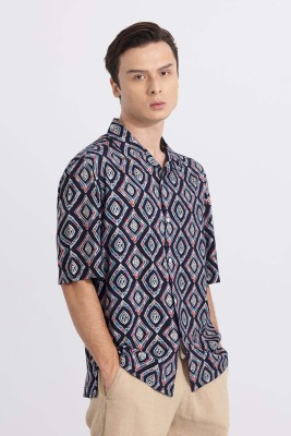 Snitch Men Printed Casual Dark Blue Shirt