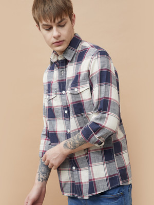 Forca by Lifestyle Men Checkered Casual Blue Shirt