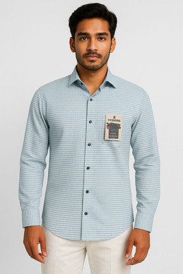 DyeKing Men Solid Casual White Shirt