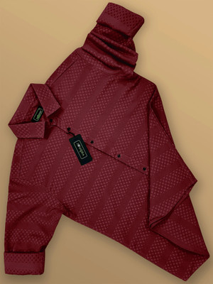 VeBNoR Men Self Design Casual Maroon Shirt