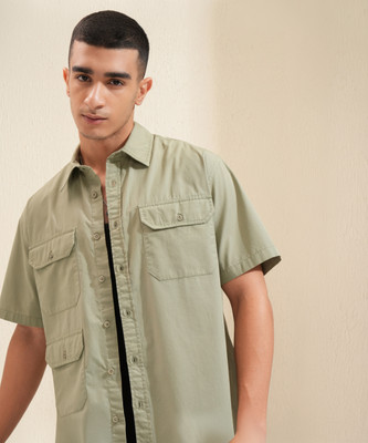 HIGHLANDER Men Solid Casual Green Shirt