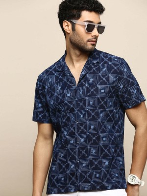 INVICTUS Men Printed Casual Dark Blue Shirt