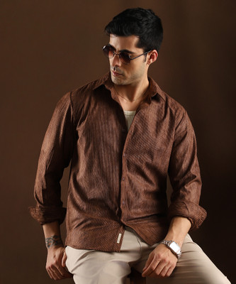 CAMPUS SUTRA Men Solid Casual Brown Shirt
