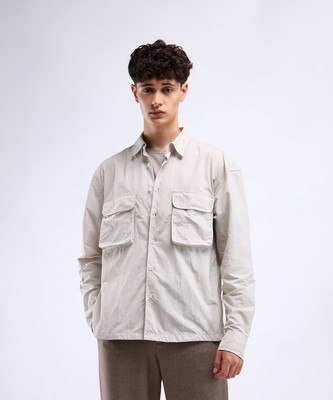 FLYING MACHINE Men Solid Casual Grey Shirt