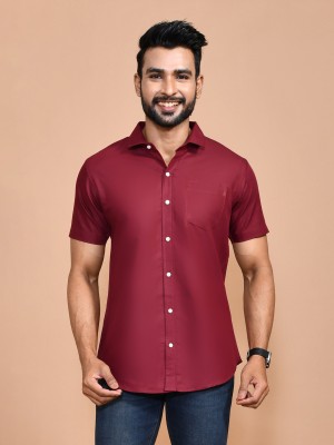 Urbany Men Solid Formal Maroon Shirt