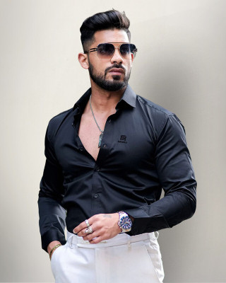METRONAUT Men Solid Formal Black Shirt