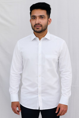 VowLoom Men Solid Formal White Shirt