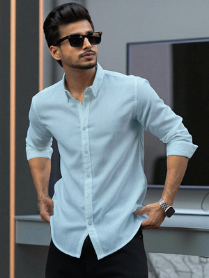 Yanthi Men Solid Casual Light Blue Shirt