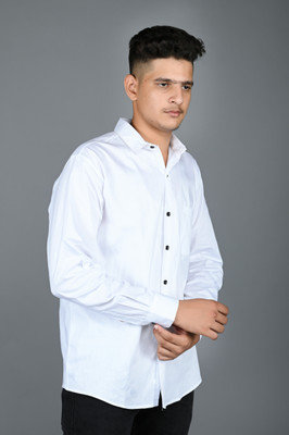 Tanip Men Solid Casual White Shirt
