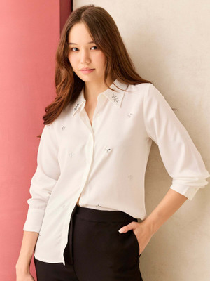 OUTZIDR Women Printed Casual White Shirt