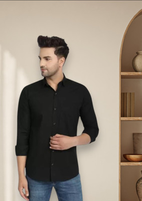 Yaara fashion Men Solid Casual Black Shirt