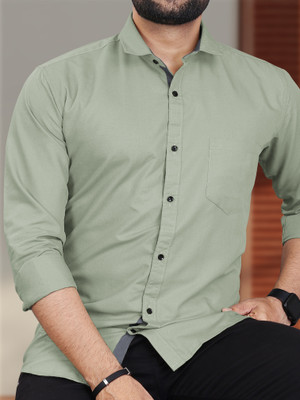 VeBNoR Men Solid Casual Light Green Shirt