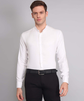 UWR Men Solid Casual White Shirt