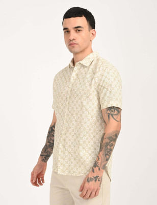LEVI'S Men Floral Print Casual Beige Shirt