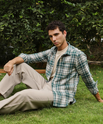 CAMPUS SUTRA Men Checkered Casual Green Shirt