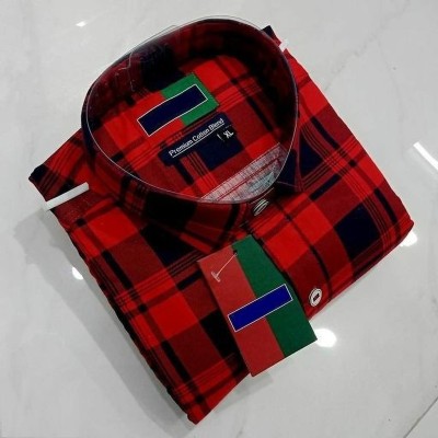 LYZOO FASHION Men Checkered Casual Red Shirt