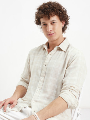 HIGHLANDER Men Checkered Casual Beige Shirt