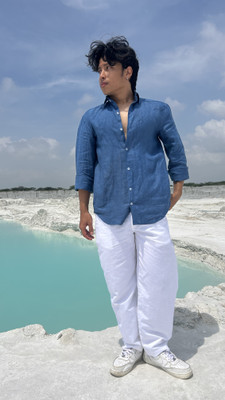 manbhar Men Solid Casual Blue Shirt