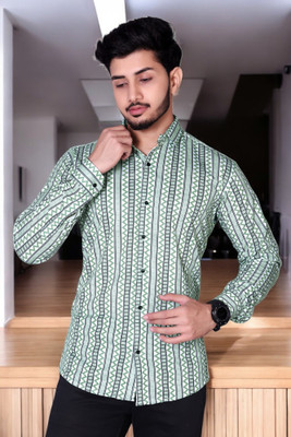 gurukrupa creation Men Printed Casual Green Shirt